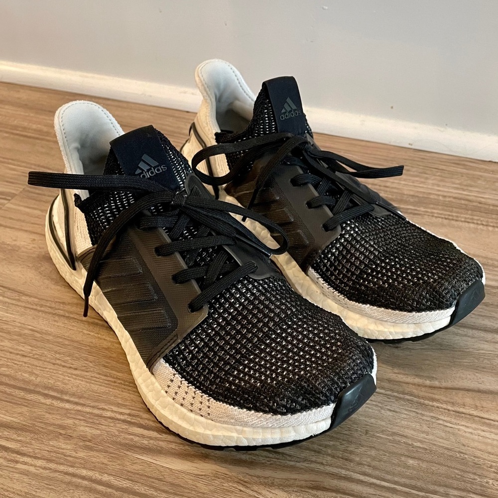 Adidas Ultraboost 19 Black Tennis Shoes Sz 8.5